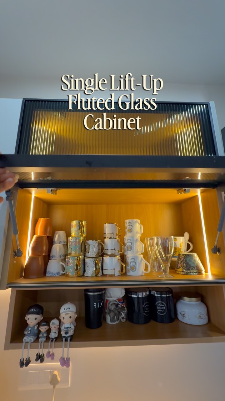 A Modern Cabinet Look for your crockery ?

.
(modular kitchen, India, luxury kitchen design, smart storage kitchen, modern home interiors, kitchen transformation, home, upgrade ideas, interior design trends, premium kitchen, trending, viral, reel, explore page, trending song, home improvement tips, interiors, interior design, house kitchens, new kitchens, luxury, tricity)

.
#viral #trending #reels #explore #kitchen